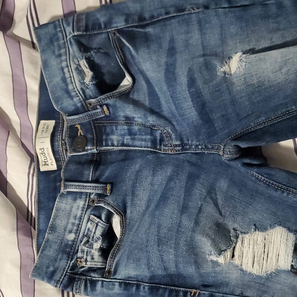 Jeans - Picture 3 of 4